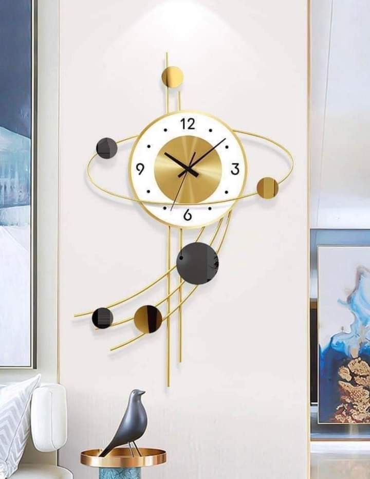 Metal Wall Art Modern Wall Hanging for Bedroom & Home